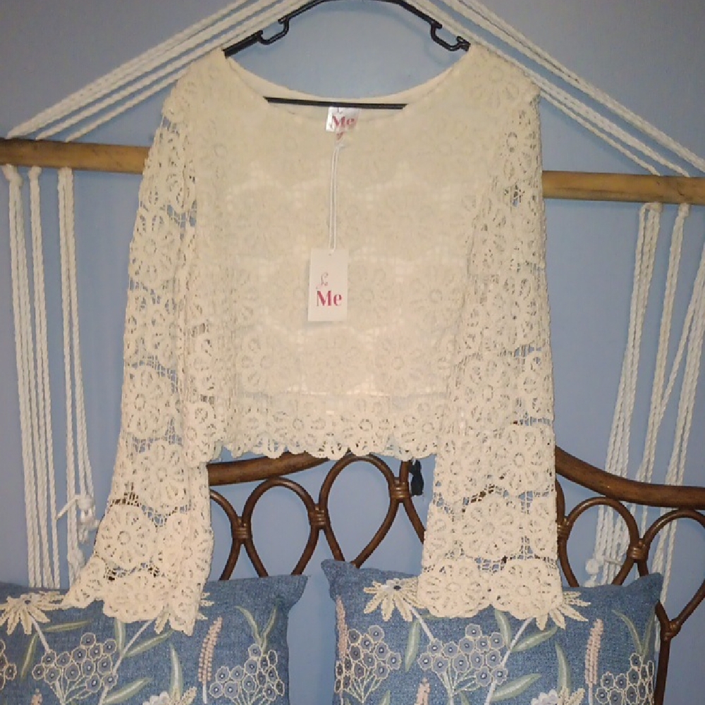 ME Makeover Essentials Ivory Lace Blouse